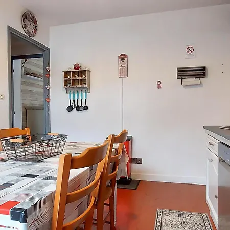 Apartment Cozy Apartment In Saint-Aubin-Le-Cauf Saint-Aubin-le-Cauf